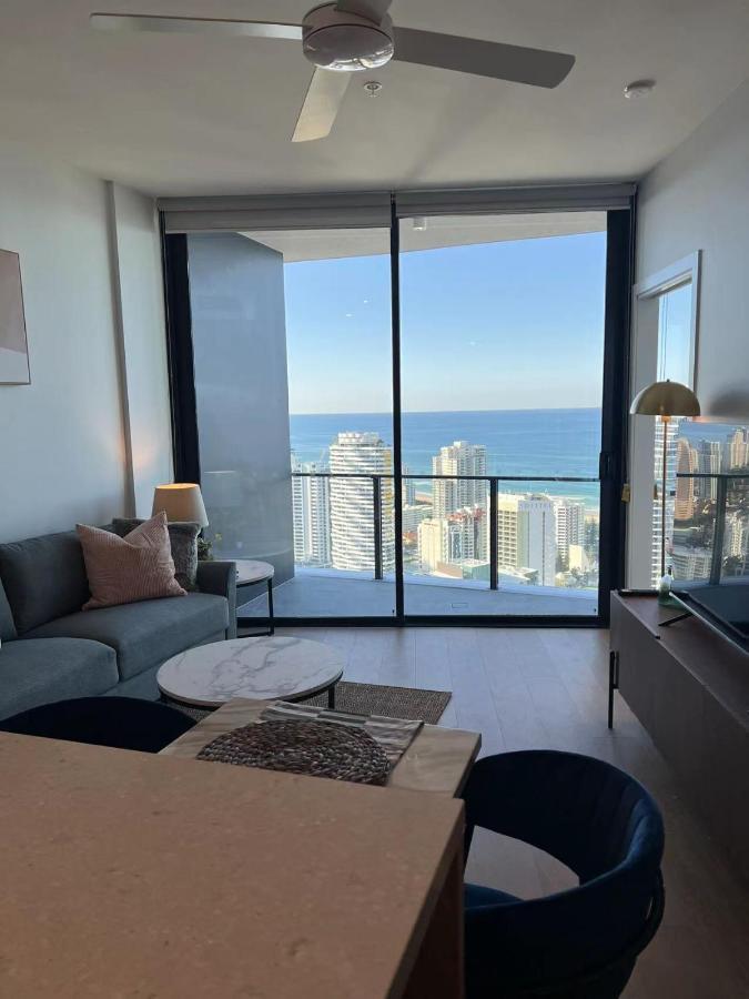 2 Bedroom Luxurious Family Apartment On 40Th Floor With Amazing Ocean Coastline Broadbeach Gold Coast Gc40 Bagian luar foto